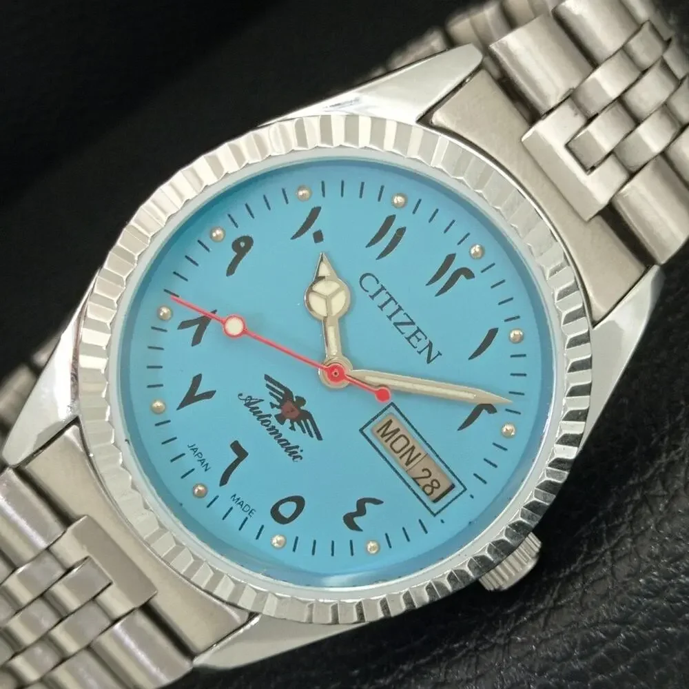 Vintage 1972 Citizen Automatic Mens Silver Watch W/daydate & Gold accents